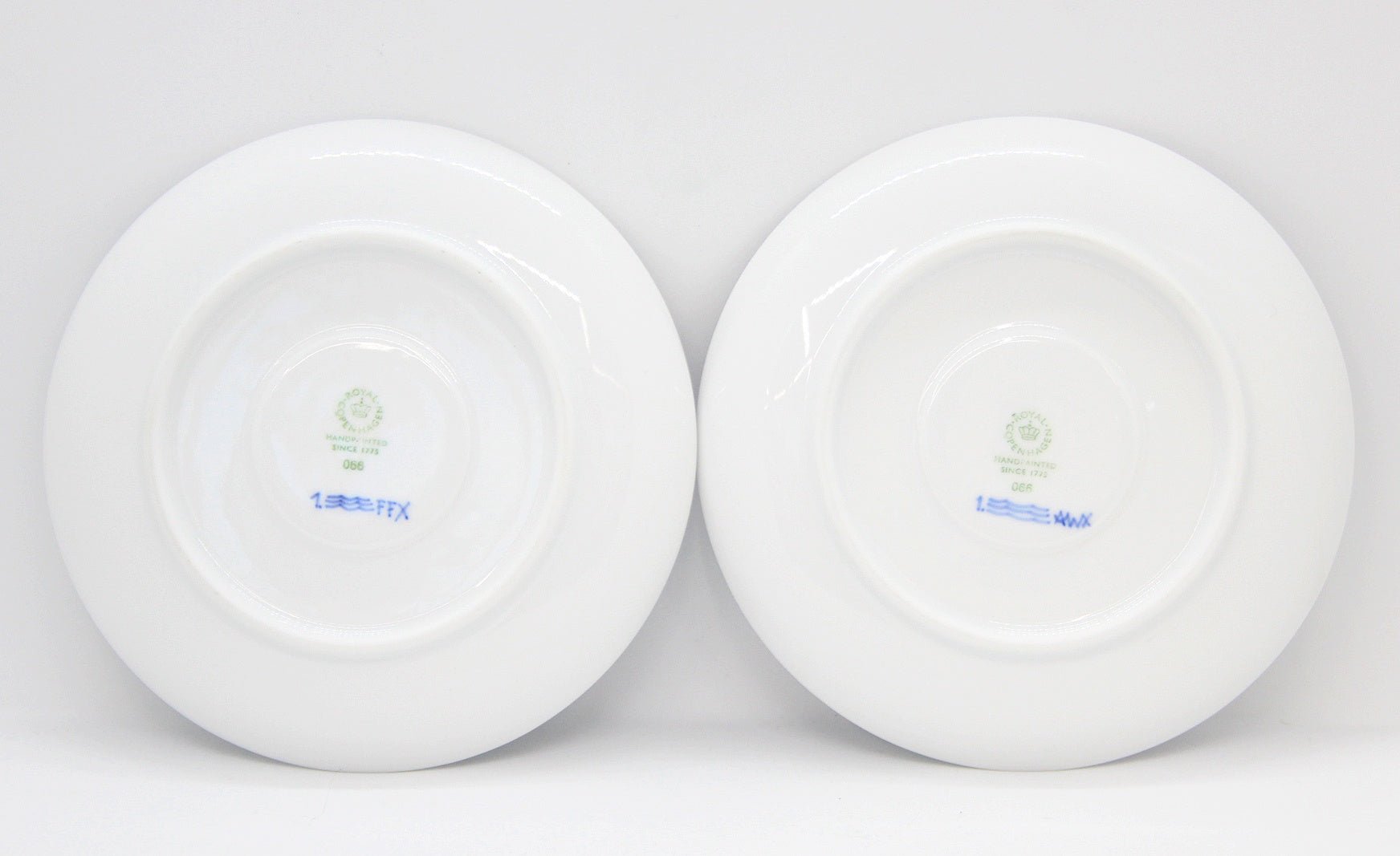 ROYAL COPENHAGEN(ロイヤルコペンハーゲン) ブルーフルーテッド プレイン カップ&ソーサー 1016756 2客セット ペア - 安心保証・業界最安値の販売 福助